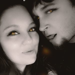 Meet your Posher, Levi